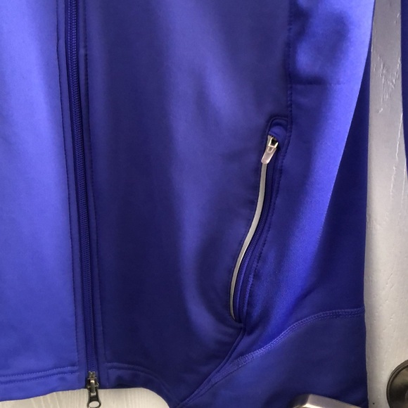 Nike dry fit fitted running jacket size medium - Picture 3 of 7
